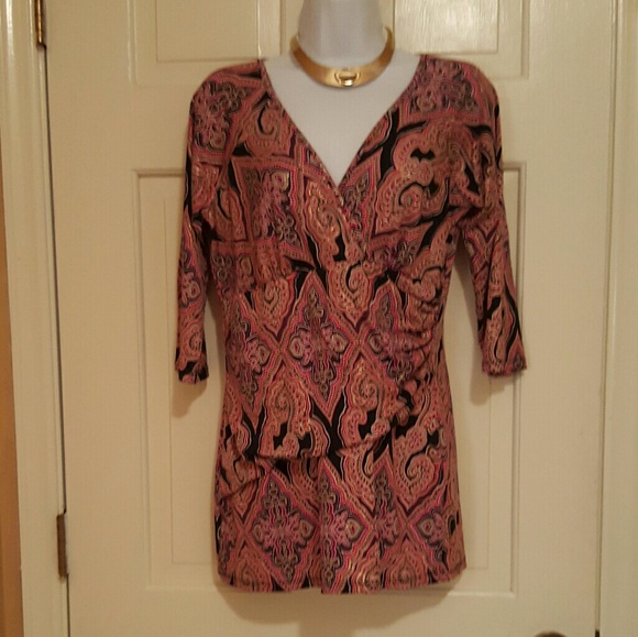Delaine blouse with gold accents size L - Picture 4 of 6